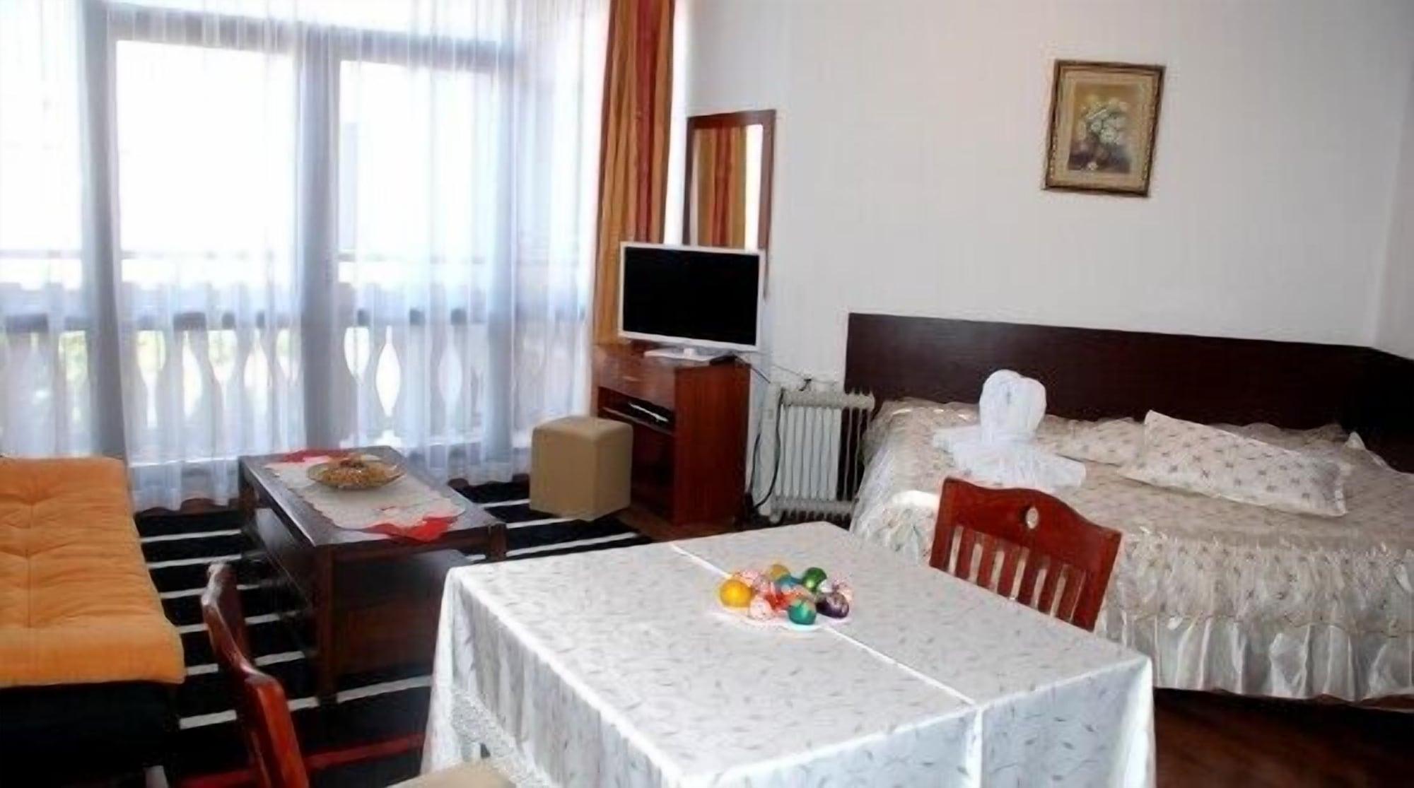 בנסקו Elegant Lux Hotel מראה חיצוני תמונה