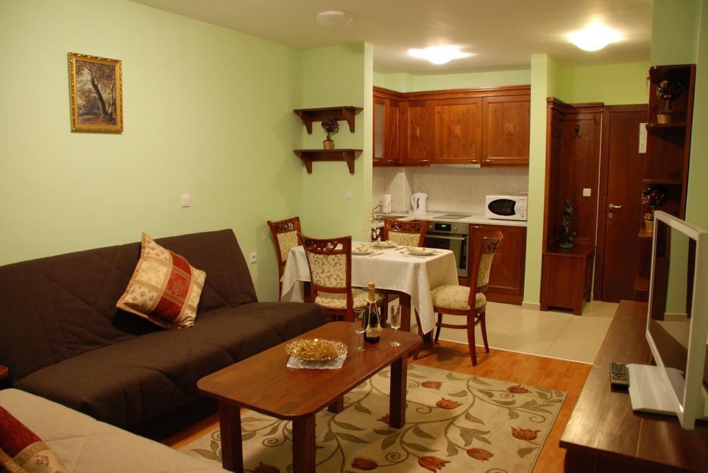 בנסקו Elegant Lux Hotel מראה חיצוני תמונה